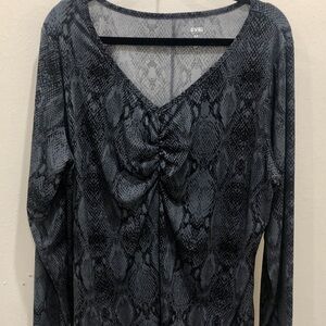EVRI Snake Print Long Sleeve Top
